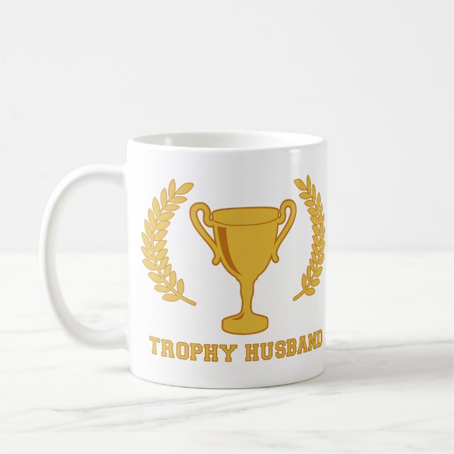 Glücklicher goldener Trophäe-Ehemann Tasse (Links)