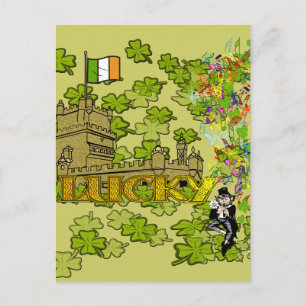 Glücklicher Leprechaun und sein irisches Schloss Postkarte