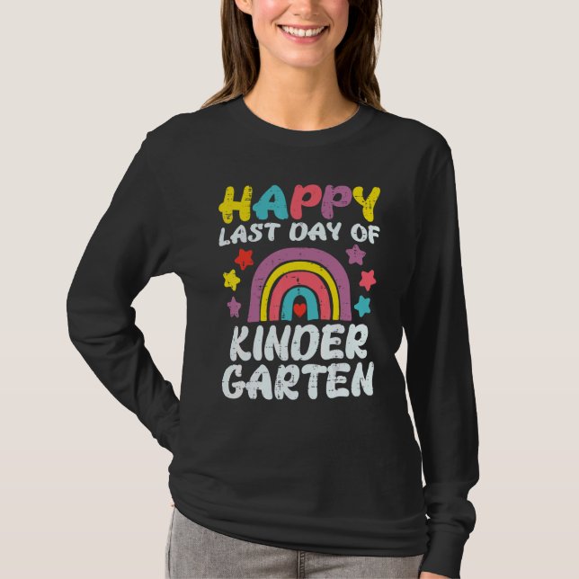 Glücklicher letzter Tag des Kindergarten-Regenboge T-Shirt (Vorderseite)