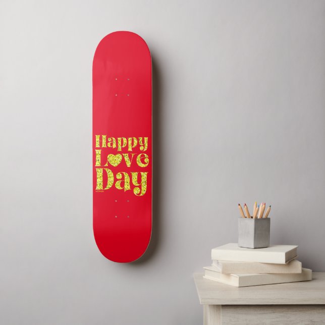 GLÜCKLICHER LIEBE SKATEBOARD (Wandkunst)