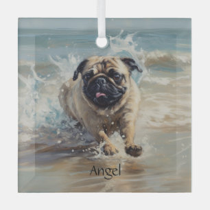 Glücklicher Mops am Strand individuell anpassbar Ornament Aus Glas