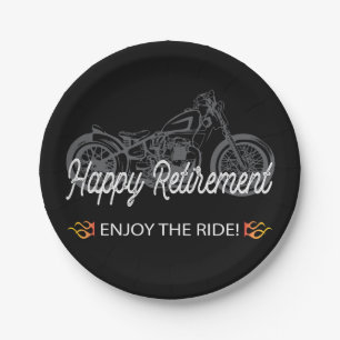 Glücklicher Ruhestands-Motorrad-Reiter Pappteller