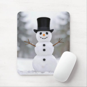 Glücklicher Schneemann mit schwarzem Zylinder Mousepad