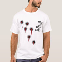 Glücklicher Shirt-Einschussloch-lustiger T -
