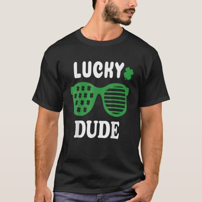 Glücklicher Typ St Patrick's Day Sonnenbrille mit  T-Shirt (Vorderseite)