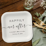 Glücklicherweise immer nach Cream Wedding Pappteller<br><div class="desc">Chic helle cremefarbene Teller für Ihre Hochzeitsfeier,  Verlobungsfeiern,  Paarduschen und andere Hochzeitsfeiern mit "Happily Ever After" in einfacher Typografie und einem stilvollen Drehbuch mit Swashes,  Ihren Vornamen verbunden mit einem Herz und Ihrem Hochzeitsdatum.</div>