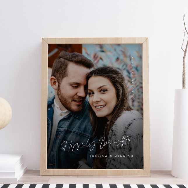 Glücklicherweise je nach Hand geworfenes Hochzeits Leinwanddruck (Happily Ever After Hand Lettered Wedding Photo Canvas Print )