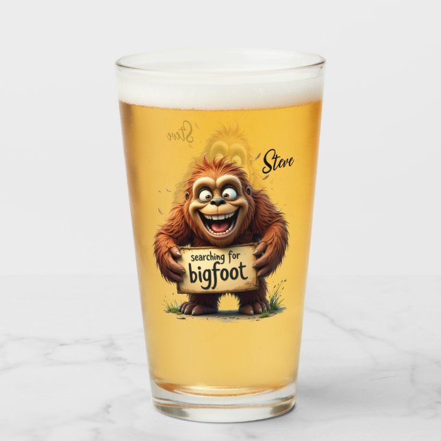 Glückliches Bigfoot Sasquatch-Mugshot-Suchteam  Glas (Rückseite (gefüllt))