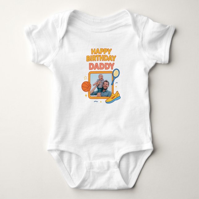 GLÜCKLICHES GEBURTSTAG DADDY BABY SCHLIESST CUSTOM BABY STRAMPLER (Vorderseite)