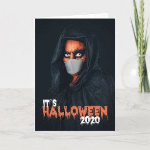 Glückliches Halloween 2020-Monster in der Maske Feiertagskarte