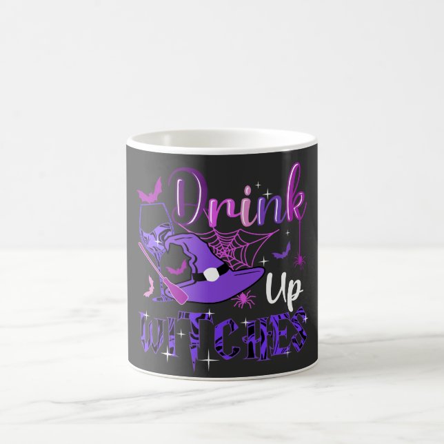 Glückliches Halloween - Hexen trinken Kaffeetasse (Mittel)