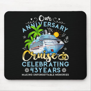 Glückliches Jubiläumskreuzfahrt zum Feiern von 43 Mousepad