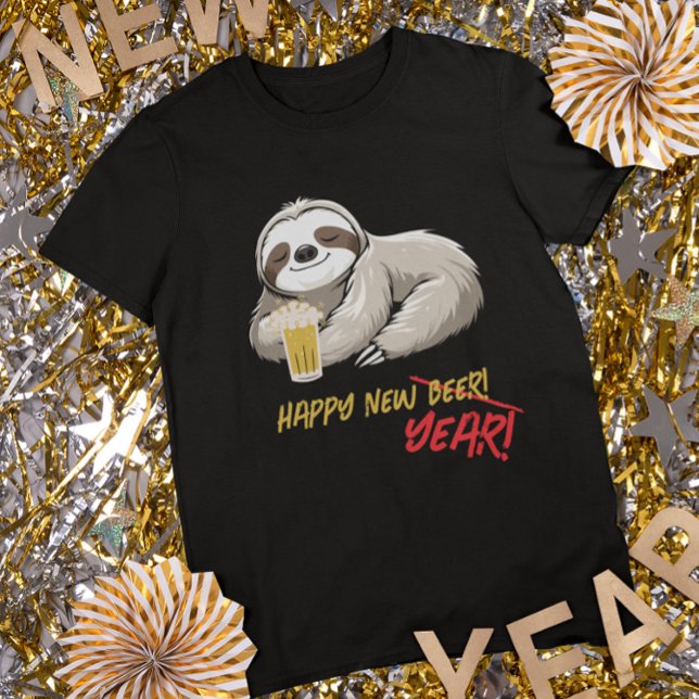 Glückliches Neues Bier/Jahr Lustiges Faultier T-Sh T-Shirt (Von Creator hochgeladen)