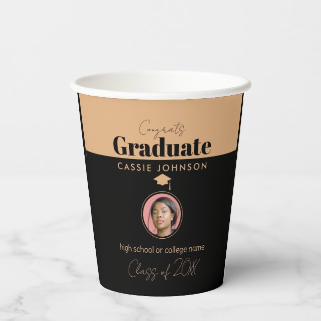 Glückwunsch Graduate Class of 2023 Pappbecher (Rückseite)