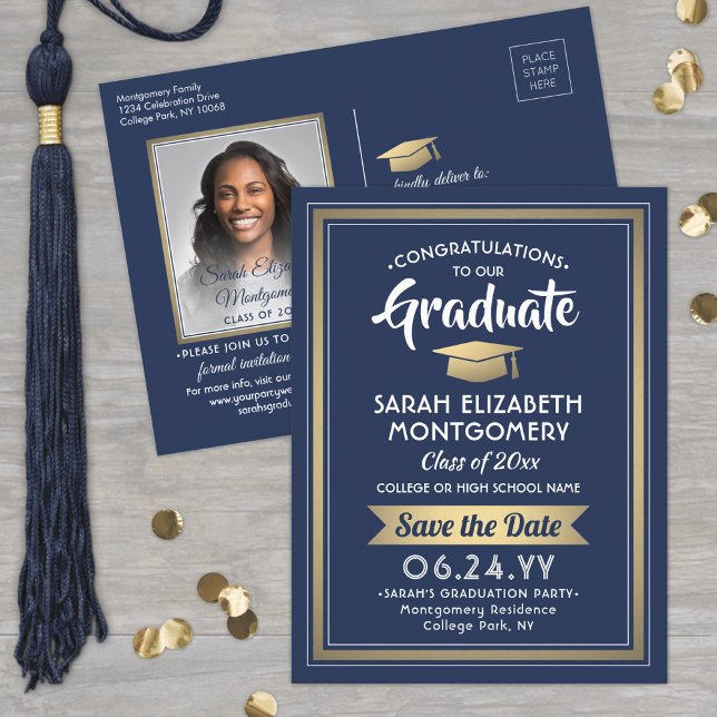 Glückwunsch Graduate Navy & Gold Save the Date Fot Ankündigungspostkarte (Von Creator hochgeladen)