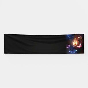 Glühbirne mit Nachtschmetterlingen Banner