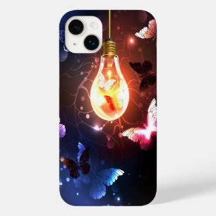 Glühbirne mit Nachtschmetterlingen Case-Mate iPhone 14 Plus Hülle