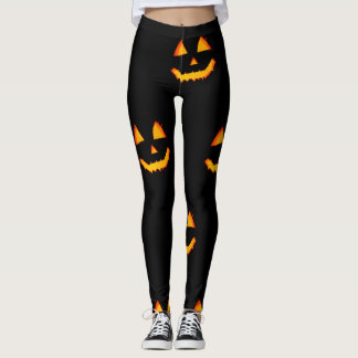 Glühende Jack-Lattern-Oberfläche auf schwarzem Hal Leggings