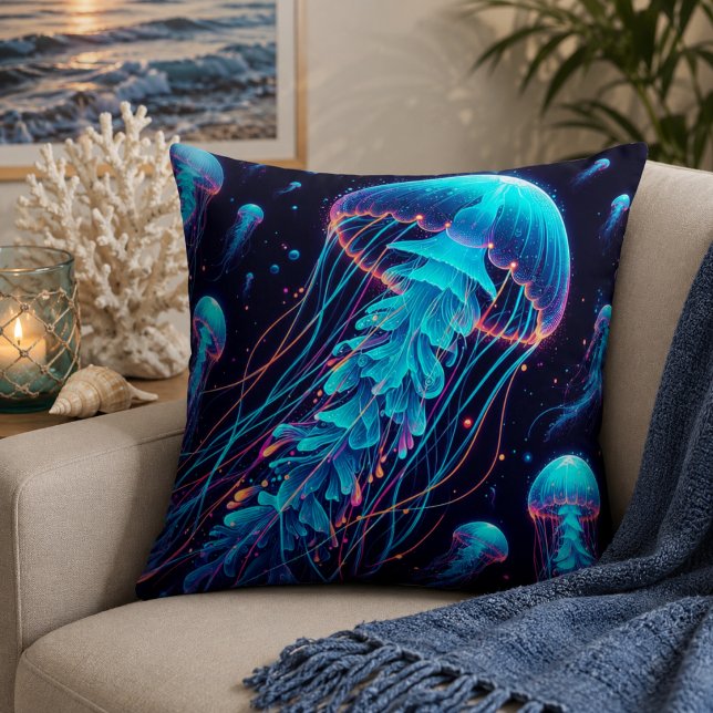 Glühender Ozean: Quallen Inspiriert Throw Kissen (Glowing Ocean: Jellyfish Inspired Throw Pillows)