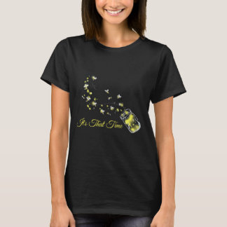 Glühwürmchen in einem Glas T-Shirt