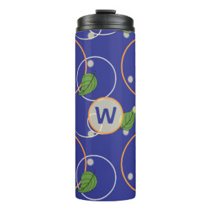 Glühwürmchen über dem Wasser-Thermal-Tumbler Thermosbecher