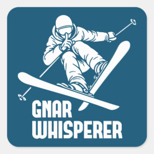 Gnar Whisperer Skiing Quadratischer Aufkleber