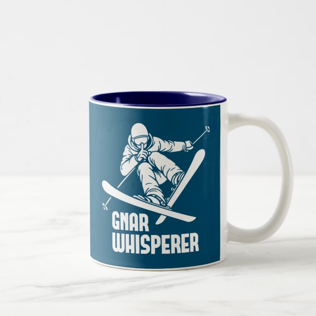 Gnar Whisperer Skiing Zweifarbige Tasse (Rechts)