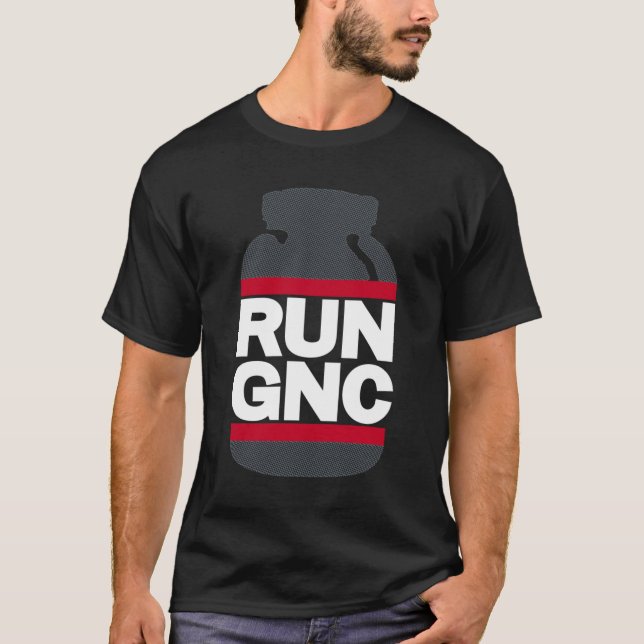GNC ausführen auf "Black Essential" T-Shirt (Vorderseite)