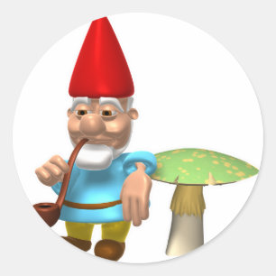 Gnom, der sich auf einen Pilz stützt Runder Aufkleber