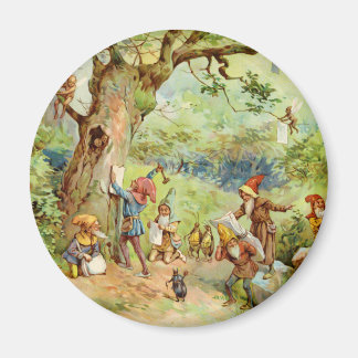 Gnome, Elfen und Fairies im magischen Wald Magnet