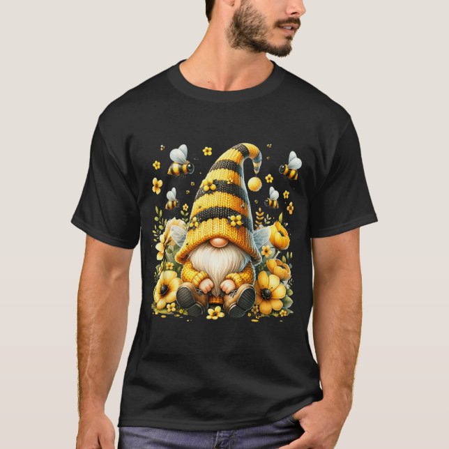 Gnome Floral Bee Summer Beekeeper Botanical  T-Shirt (Vorderseite)