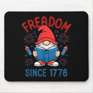 Gnome Freadom Feuerwerk Patriotisches Buch Amerika Mousepad