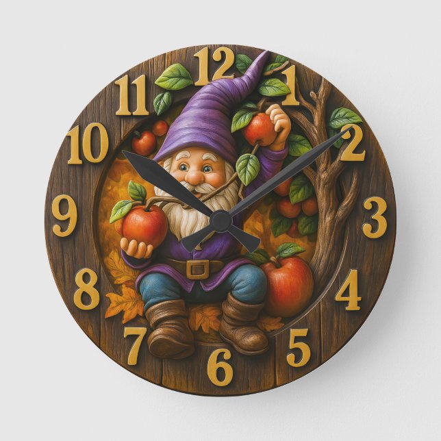 Gnome mit Äpfeln Erntefantasie Runde Wanduhr (Vorderseite)