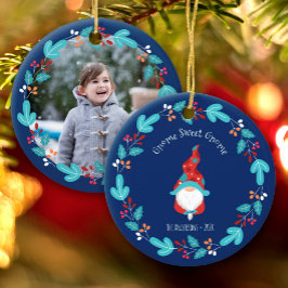 Gnome Sweet Gnome Elf Floral Wreath Foto Blue Keramik Ornament