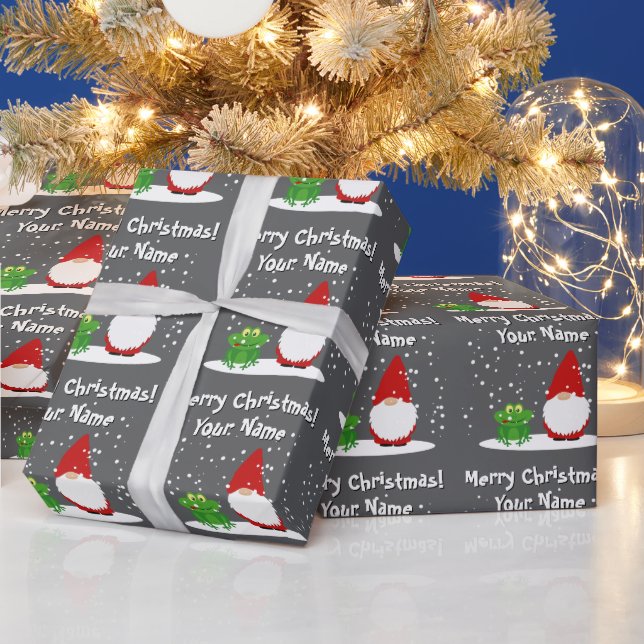 Gnome with green frog cartoon funny Christmas Geschenkpapier (Feiertage)