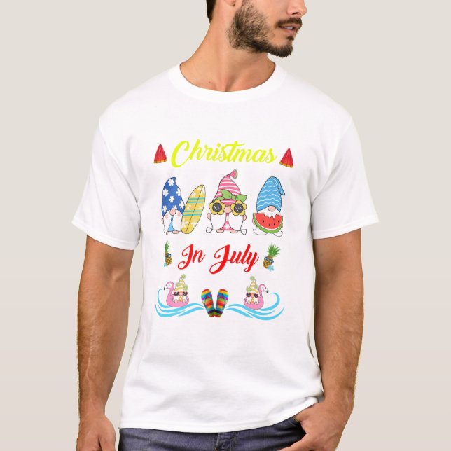Gnomes Christmas im Juli Sommer T-Shirt (Vorderseite)