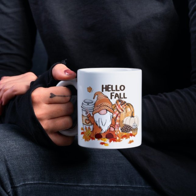 Gnomes & Pumpkin Spice Latte Hallo Fall Kaffeetasse (Von Creator hochgeladen)