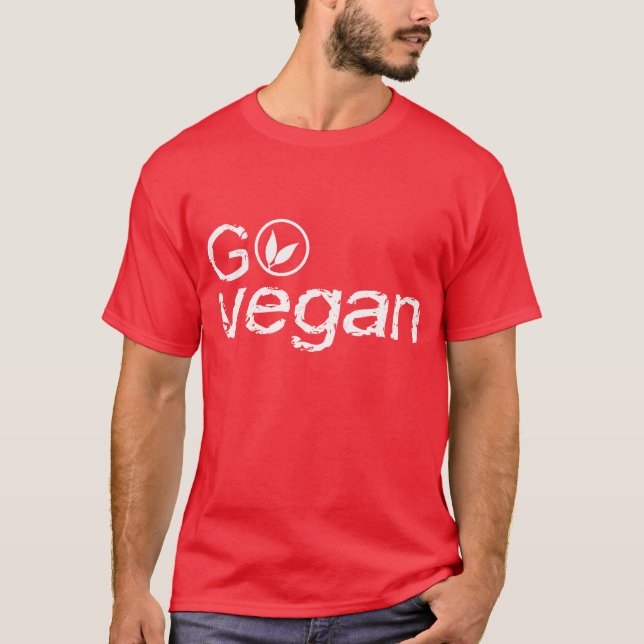 Go Vegan - basic T-shirt (Vorderseite)