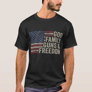 GOD FAMILY GUNS & FREEDOM Pro Gun Vintag USA Flag T-Shirt