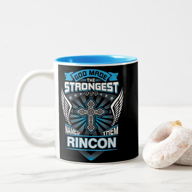God Made The Strongest And Named Them Rincon Zweifarbige Tasse (Mit Donut)