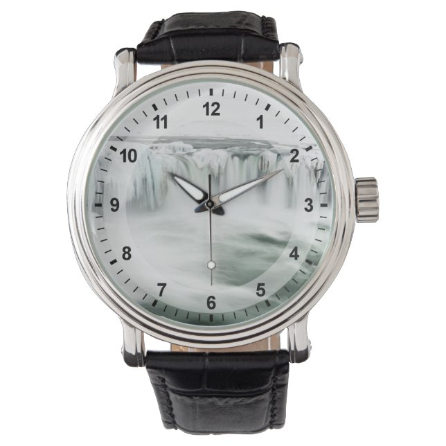 Godafoss Wasserfall, Winter, Island Armbanduhr (Vorderseite)