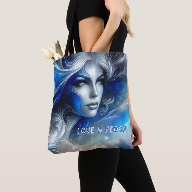 Goddess Celestial White Blue Head Februar - (Von Nahem)