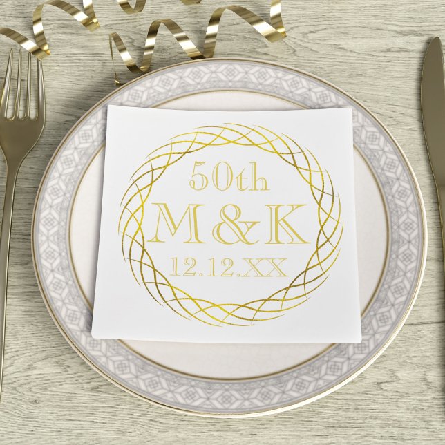 Gold 50. Hochzeitstag Party Napkins Serviette (Add your initials and wedding date to these white and gold  50th wedding anniversary napkins)