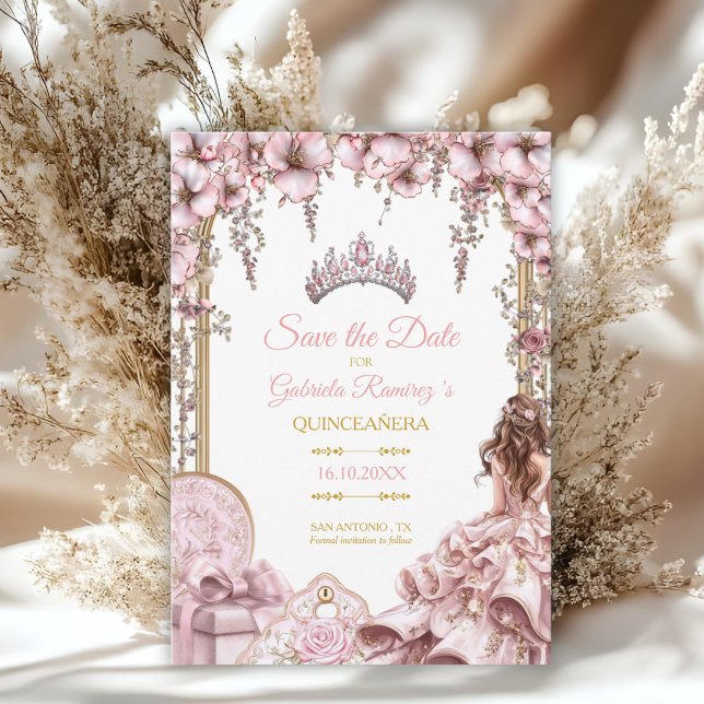 Gold and Blush Pink Tiara Floral Quinceañera Save The Date (Von Creator hochgeladen)