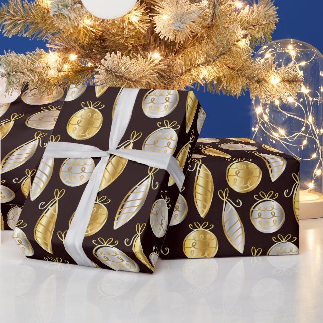 Gold And Silver Tree Ornaments Wrapping Paper Geschenkpapier (Feiertage)