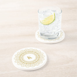 Gold auf weißem, verziertem Mandelkreisdesign Getränkeuntersetzer