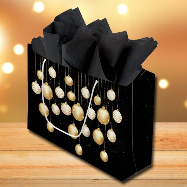 Gold Baubles Christmas Tree Ornaments on Black Große Geschenktüte (Von Creator hochgeladen)