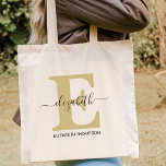 Gold Black Custom Brautparty Bridesmaid Gift Tot Tragetasche<br><div class="desc">Brauchst du ein Brautparty? Ja. Mit diesen personalisierten Taschen aus Gold und Schwarz werden Ihre Metzger ihre eigene personalisierte Tasche zur Hochzeit mit sich führen. Diese Taschen eignen sich für jeden Anlass, von einem persönlichen Geschenk für die Braut bis hin zu einem stilvollen Accessoire für die Brautmädchen an Ihrem Hochzeitstag....</div>
