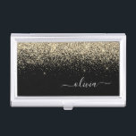 Gold Black Glitzer Script Monogram Girlaname Visitenkarten Dose<br><div class="desc">Schwarz und Gold Sparkle Glitzer Script Monogram Name Business Card Holder. Das macht den perfekten 16 Geburtstag,  Hochzeit,  Brautparty,  Jubiläum,  Babydusche oder Junggeselinnen-Abschied Geschenk für jemanden,  der Lieben glamourösen Luxus und schicke Stile.</div>