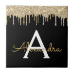 Gold Black Luxe Glitzer Glam Monogram Name Fliese<br><div class="desc">Monogram Name und Initial Keramik Tiles des Gold und Black Sparkle Glitzer. Das macht den perfekten 16 Geburtstag, Hochzeit, Brautparty, Jubiläum, Babydusche oder Junggeselinnen-Abschied Geschenk für jemanden, der Lieben glamourösen Luxus und schicke Stile.</div>